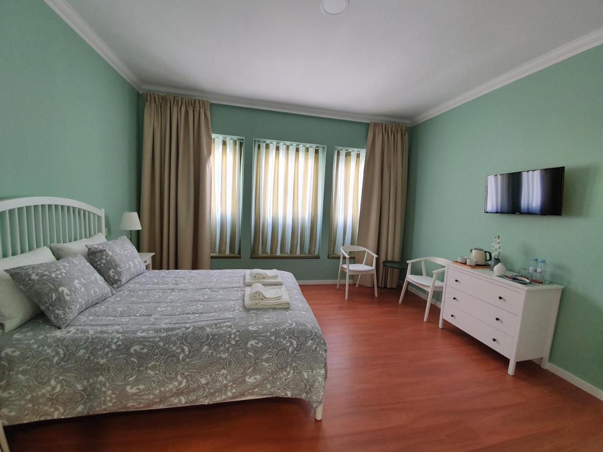 Inn Faro - Casa Amarela - Guest House Luaran gambar