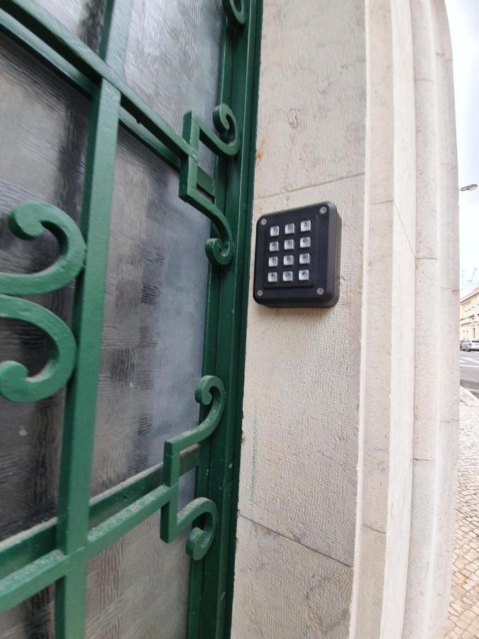 Inn Faro - Casa Amarela - Guest House Luaran gambar